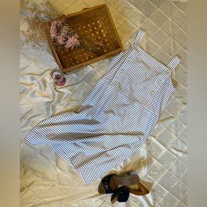 Vintage 60s sleeveless dress with buttons